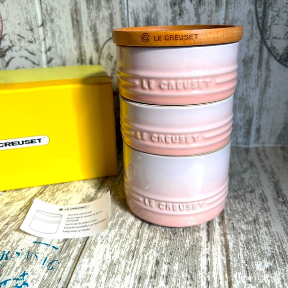 Le Creuset Stacking Ramekin Set with Wood lid - Picture 2 of 7